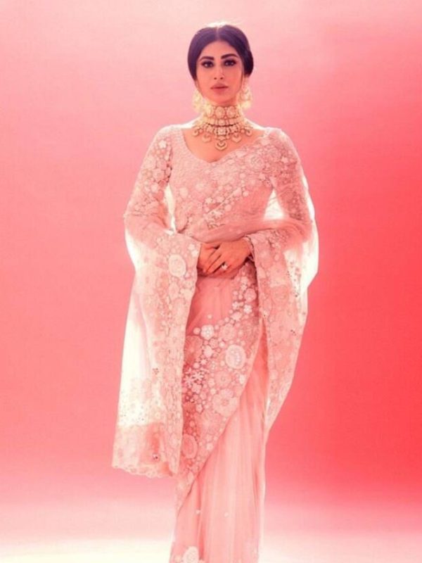 Mouni-Roy-pink-sari