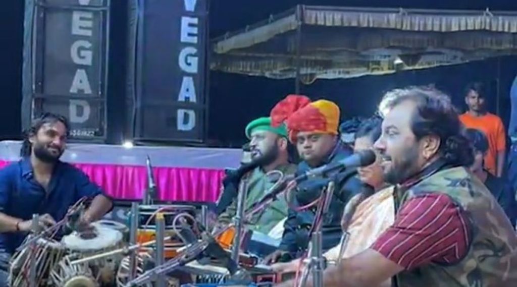 કિર્તીદાન ગઢવી પર પૈસાનો વરસાદ