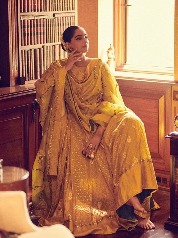 sonam kapoor 2