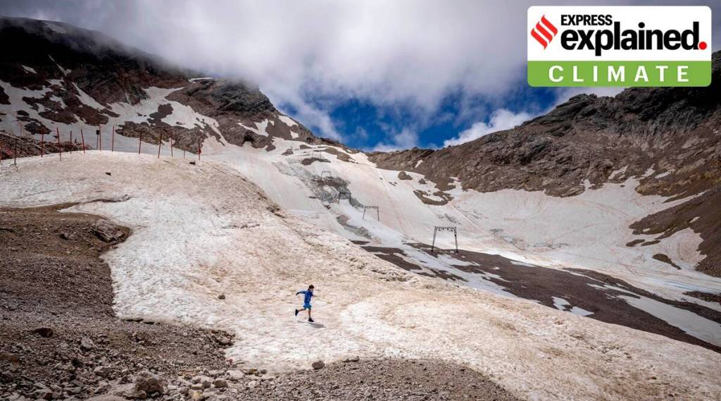 Climatologists suggested that the temperatures surged to summer or springtime levels. (AP/file)