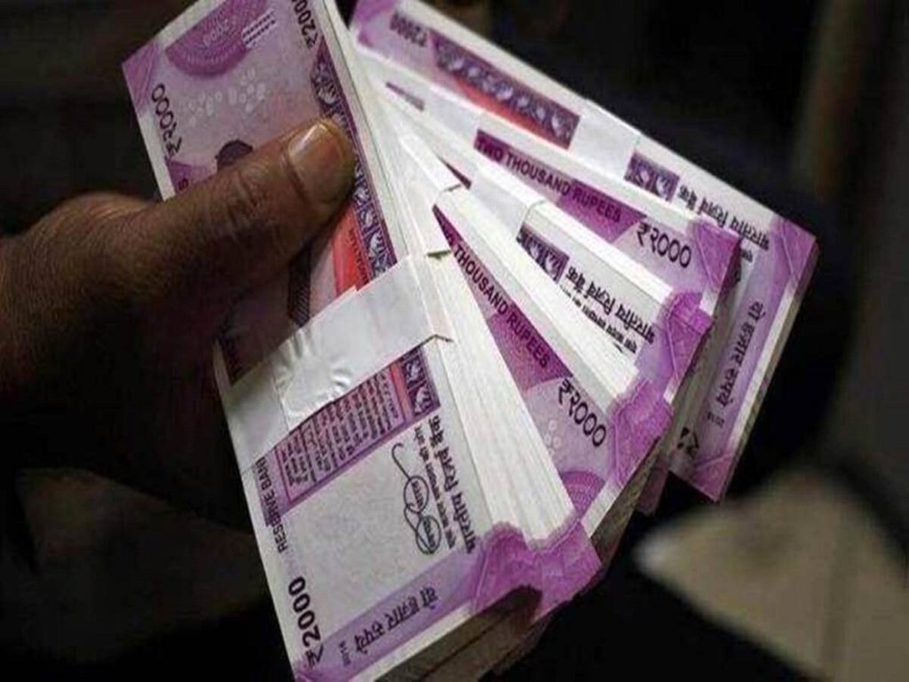 RBI Withdraw Rs 2000 Notes