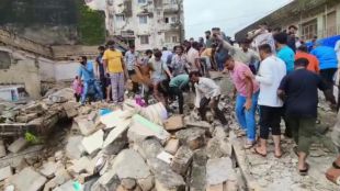 Junagadh building collapsed