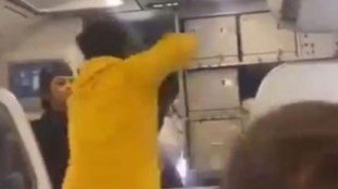 Indigo Plane passenger Attacked