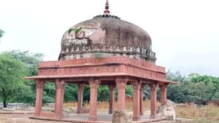 Badruddin Shah Mazar vs lakshagrih