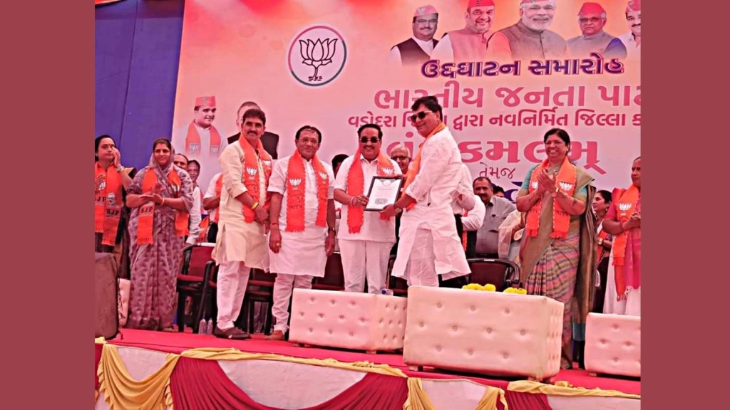 BJP Savli MLA Ketan Inamdar resigns