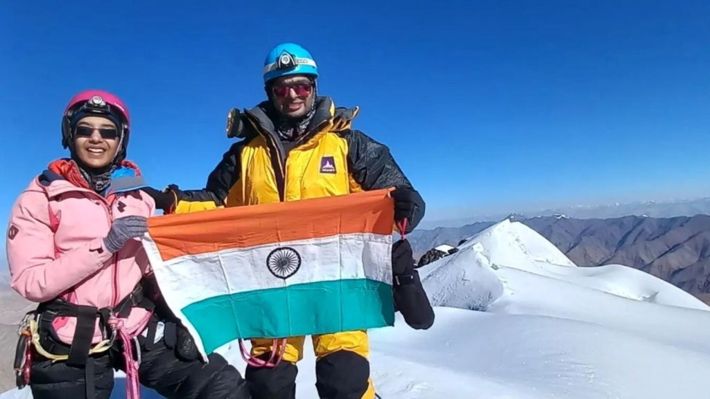 Kaamya Karthikeyan youngest Indian to summit Mt Everest - 1