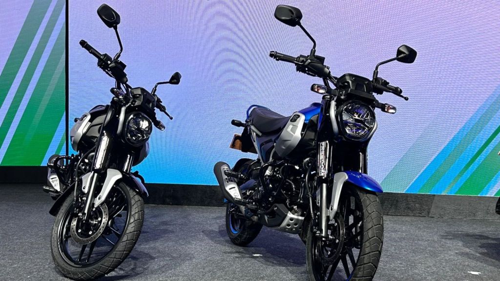 Bajaj CNG Bike Freedom 125 Launch | Bajaj CNG Bike Freedom 125 Price | Bajaj CNG Bike Freedom 125 Speed | Bajaj CNG Bike Freedom 125 Mileage | Bajaj CNG Bike Freedom 125 features | world first cng bike bajaj freedom 125 | Bajaj auto