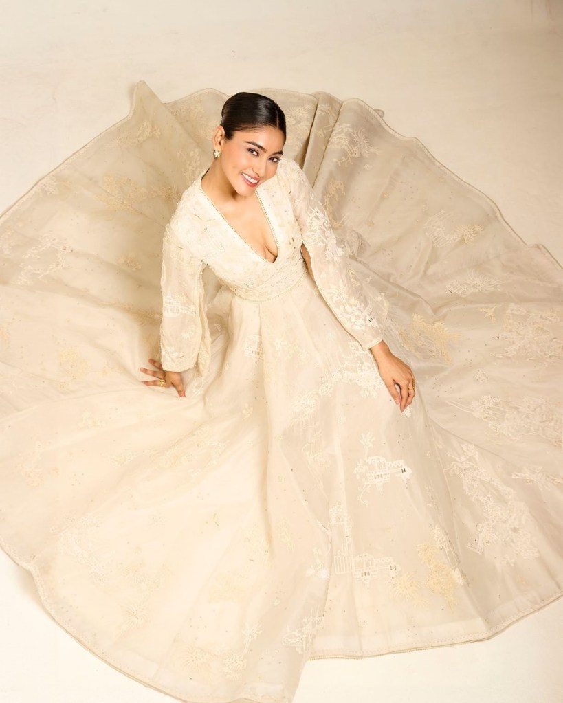 sana Maqbool | bigg boss ott 3 finale winner | bigg boss ott 3 winner name | sana Maqbool boyfriend srikanth bureddy | sana Maqbool boyfriend | bigg boss ott 3 contestants