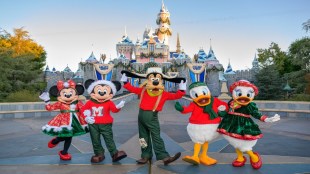 Disneyland Park | Disneyland Park tickets | Disneyland Park in asia | Disneyland Park in world | Disneyland Park news | Disneyland Park in surat | Disneyland Park in india | Disneyland Park in india