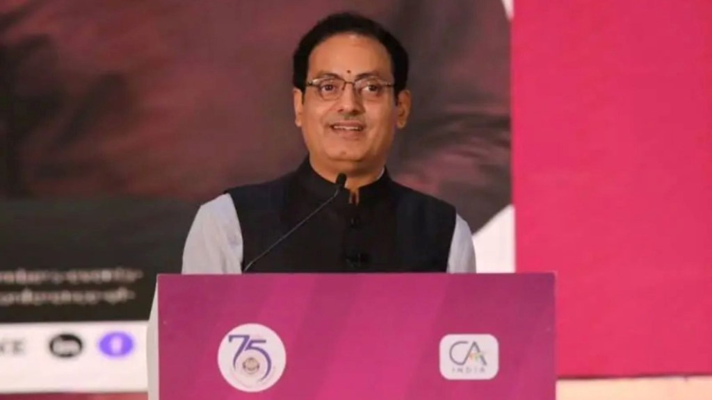 (Photo: Vikas Divyakirti/Insta)