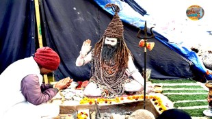 Maha Kumbh 2025 | Maha Kumbh 2025 news | Naga Sabhu news | Naga Sabhu photo | Naga Sabhu video | Naga Sabhu in maha kumbh mela | prayagraj kumbh mela 2025 | મહા કુંભ 2025 | નાગા સાધુ | મહા કુંભ મેળામાં નાગા સાધુ