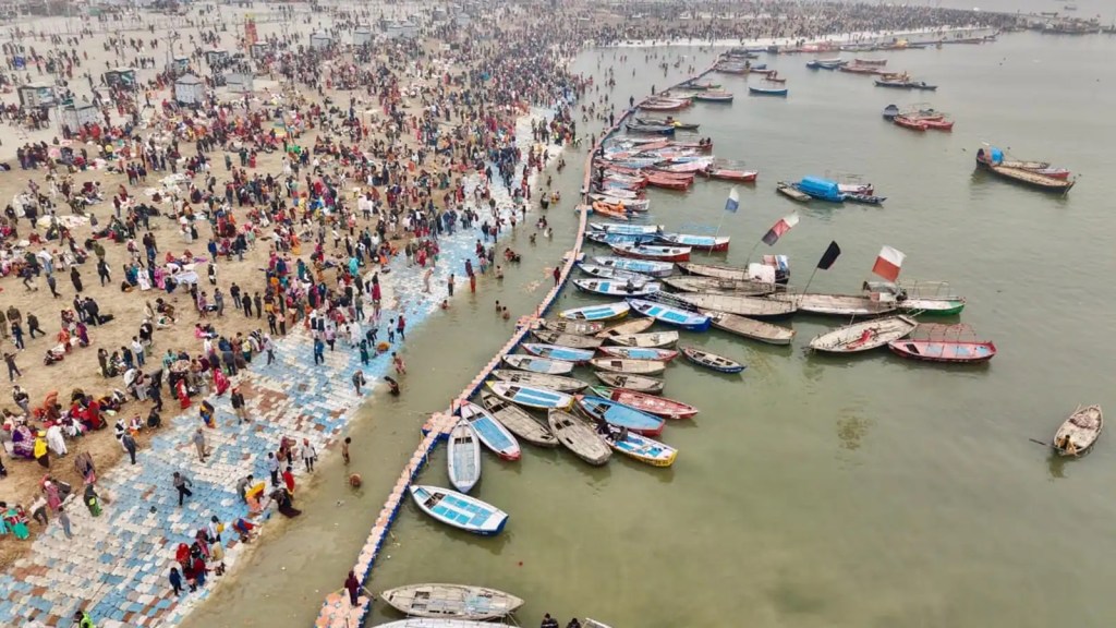 maha kumbh first snan