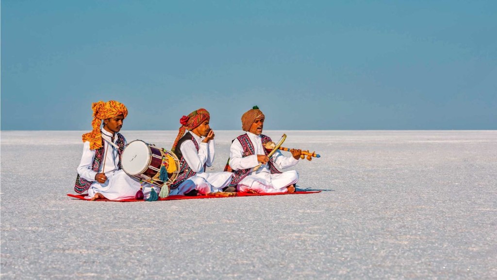 Rann of Kutch, history of Kutch, natural beauty of Kutch, કચ્છ જિલ્લાની ખાસિયતો
