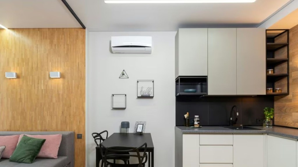 AC repair warning signs 