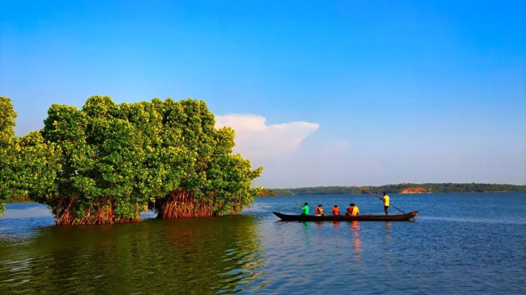 kerala Tour | Munroe Island | famous tourist places in kerala | famous tourist places at manora island | What Famous manora island | manora island Tour Plan | manora island Trip Plan