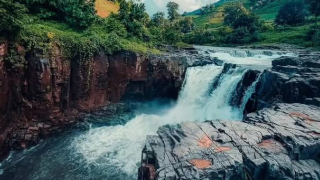 Zarwani Waterfall Visit in Monsoon, ઝરવાણી ધોધ ગુજરાત પ્રવાસ બેસ્ટ ટુર
