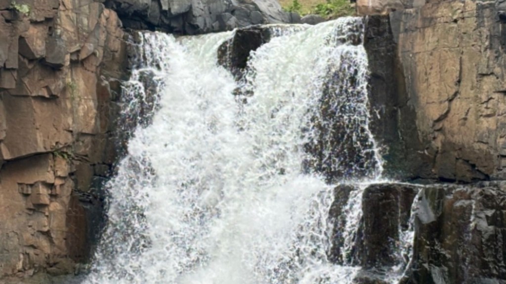 Zarwani Waterfall Visit in Monsoon, ઝરવાણી ધોધ 
