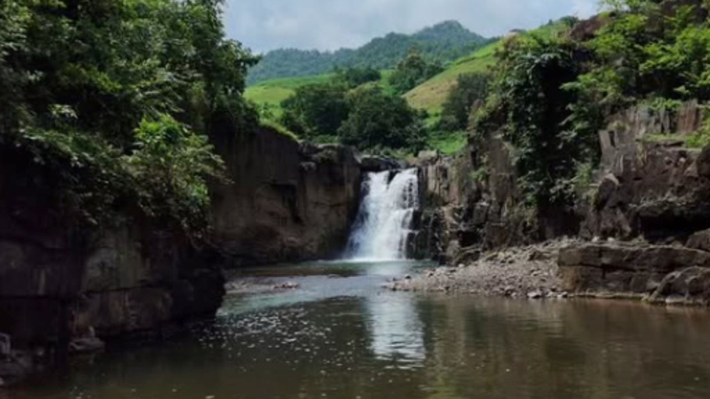Zarwani Waterfall Visit in Monsoon, ઝરવાણી ધોધ 
