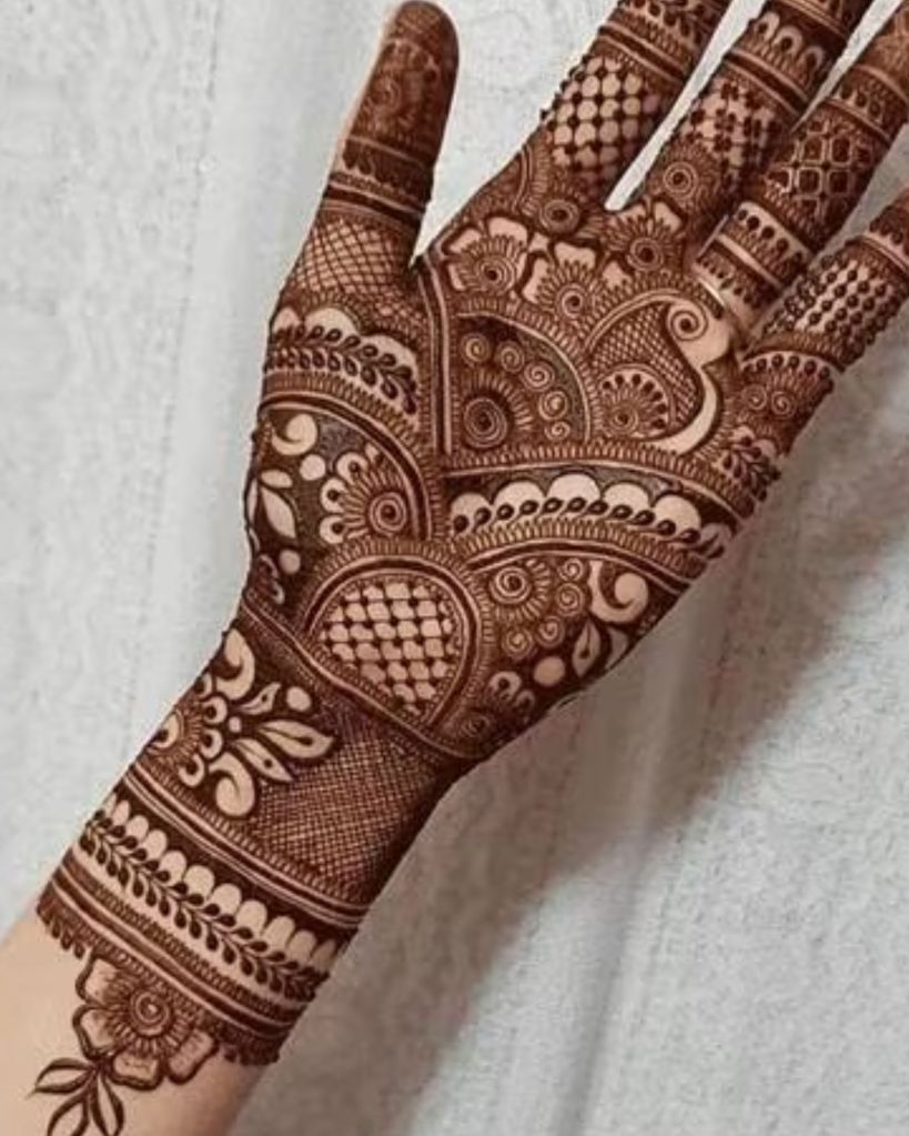 સ્ટાઇલિશ મહેંદી ડિઝાઇન | trendy Mehndi