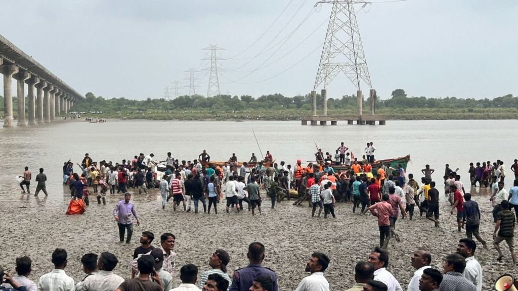 Mujpur Gambhira Bridge Collapse