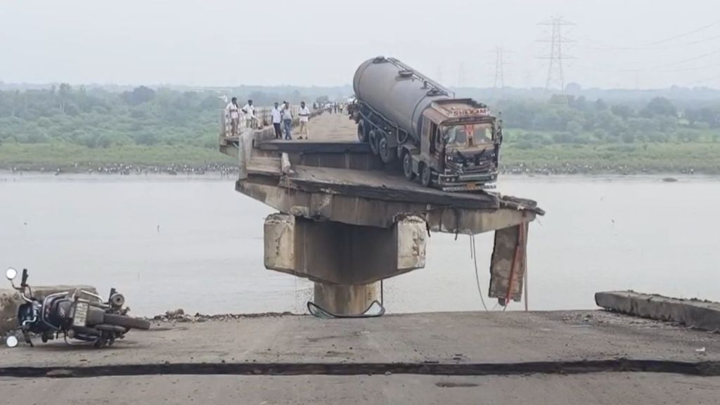 Mujpur Gambhira Bridge Collapse
