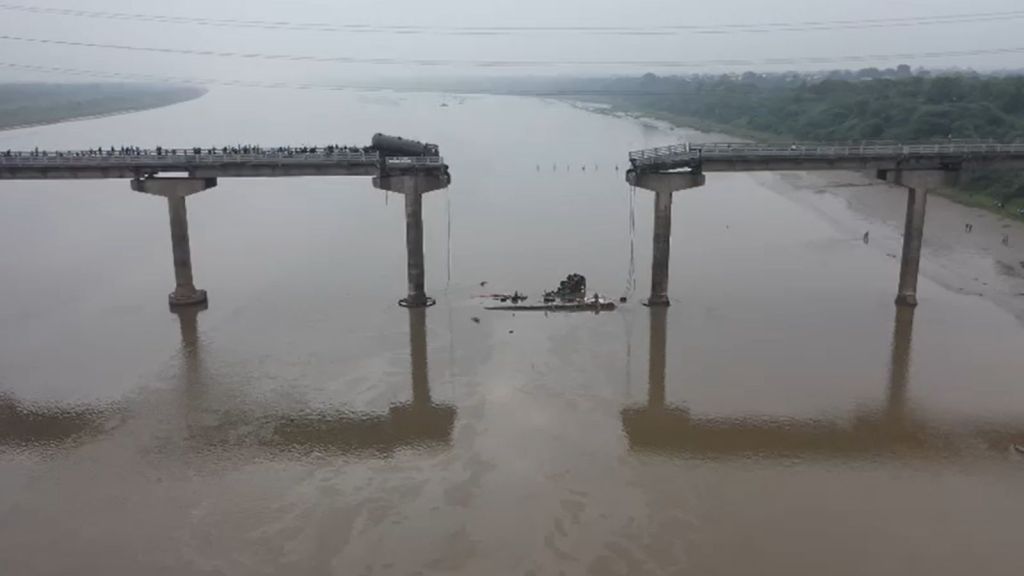 Mujpur Gambhira Bridge Collapse