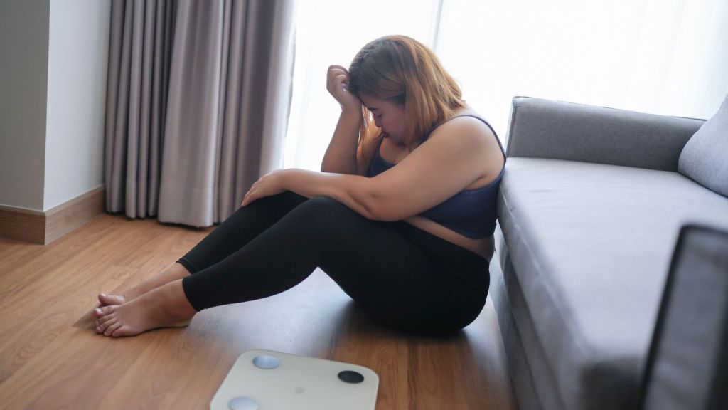 કસરત કે ડાયટિંગ વગર અચાનક વજન ઘટાડવાનું કારણ | વજન ઘટાડવાનું કારણ | અચાનક વજન કેમ ઘટાડવાના કારણો