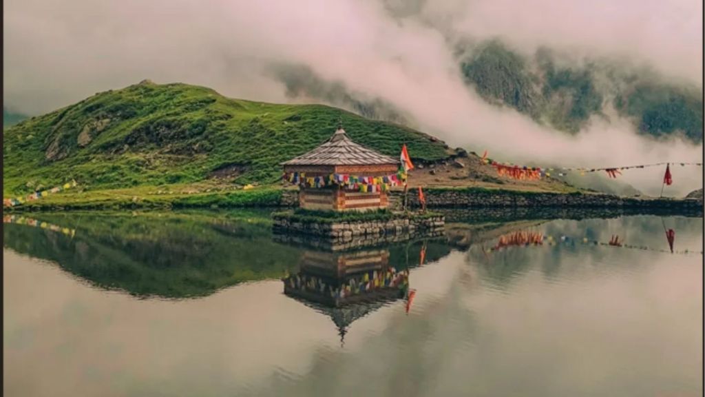 Yulla Kanda Krishna Temple Tour