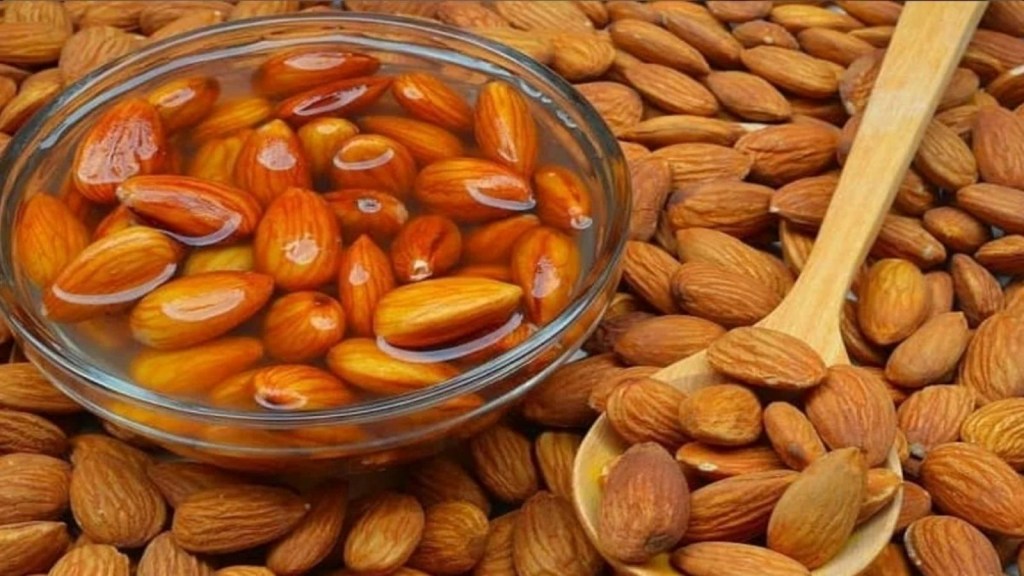 benefits of consuming 5 soaked almonds
