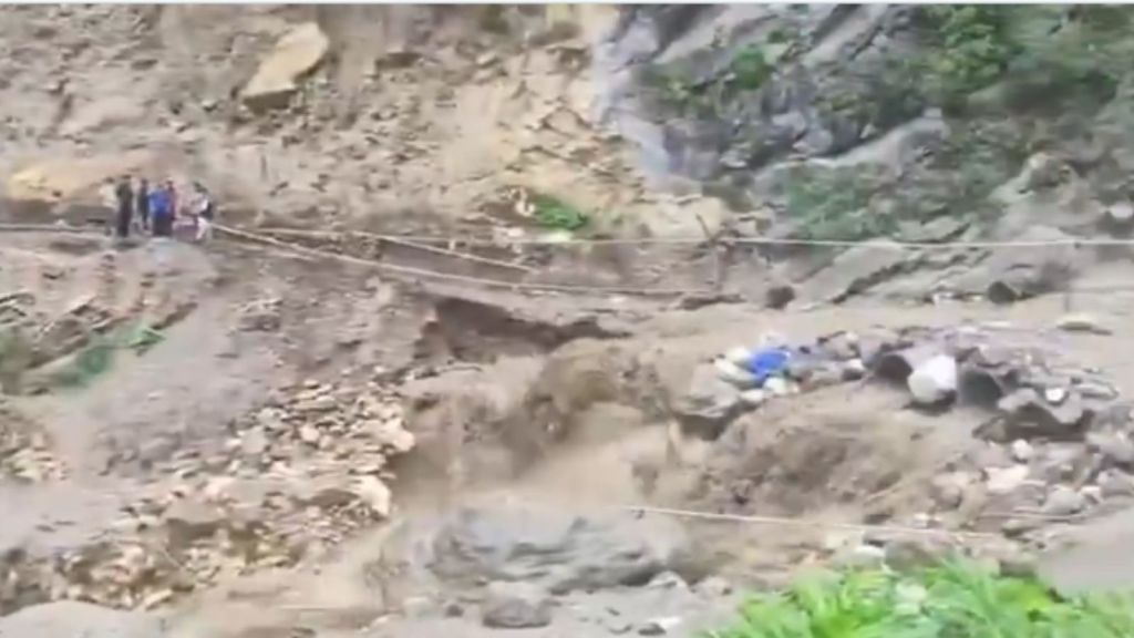 cloudburst in kishtwar chositi | cloudburst in jammu Kashmir