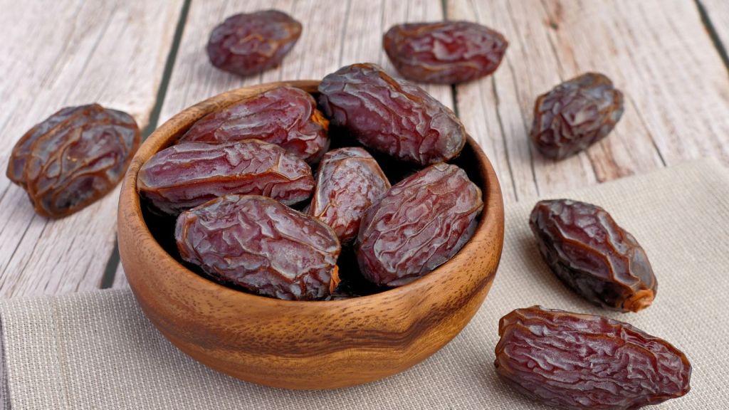 ખજૂર કેમ ખાવી જોઈએ | ખજૂર ખાવાના કારણો | ખજૂર ખાવાની રીત |ખજૂર ખાવાના ફાયદા